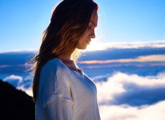 Jak zachowuje się osoba uzależniona?