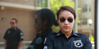 Czy policjant powinien być empatyczny?