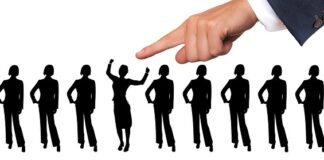 Jakie kryteria są wykorzystywane w procesie projektowania ergonomicznego?