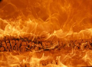 Z czego produkujemy energię? Z czego produkujemy energię?