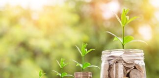 Jak odkładać pieniądze na emeryturę?