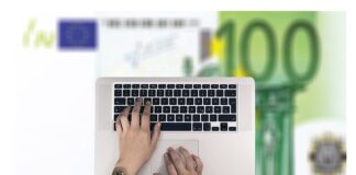 Ile zarabia specjalista ds e marketingu?